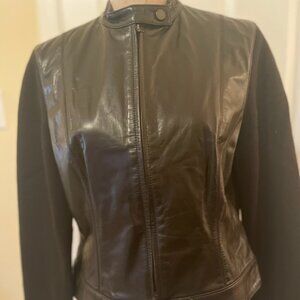WOMANS LEATHER AND KNIT JACKET-SIZE 6